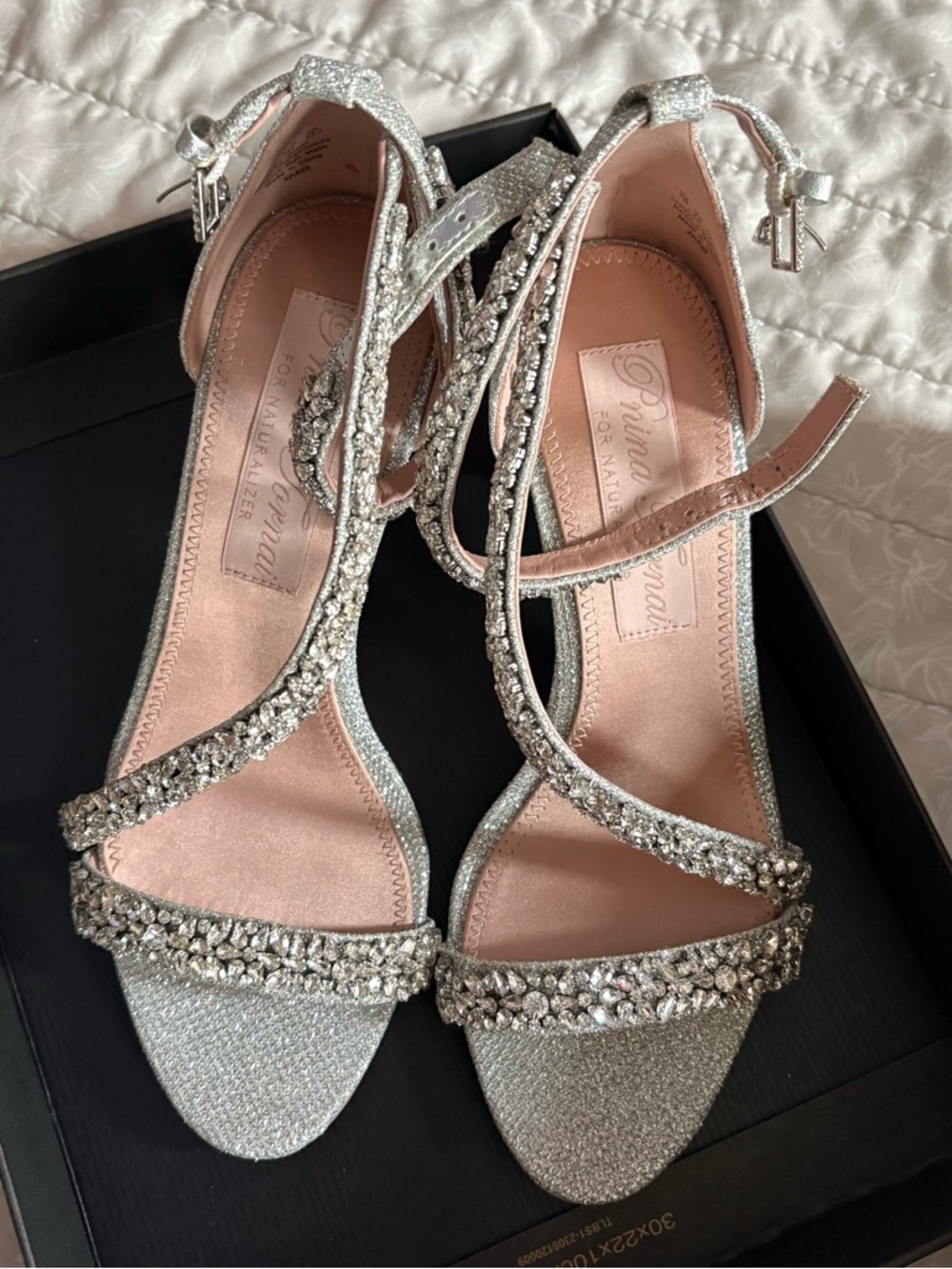 Naturalizer Womens Pnina Tornai Ahava Sandals size 7 New Silver. - Picture 2 of 5